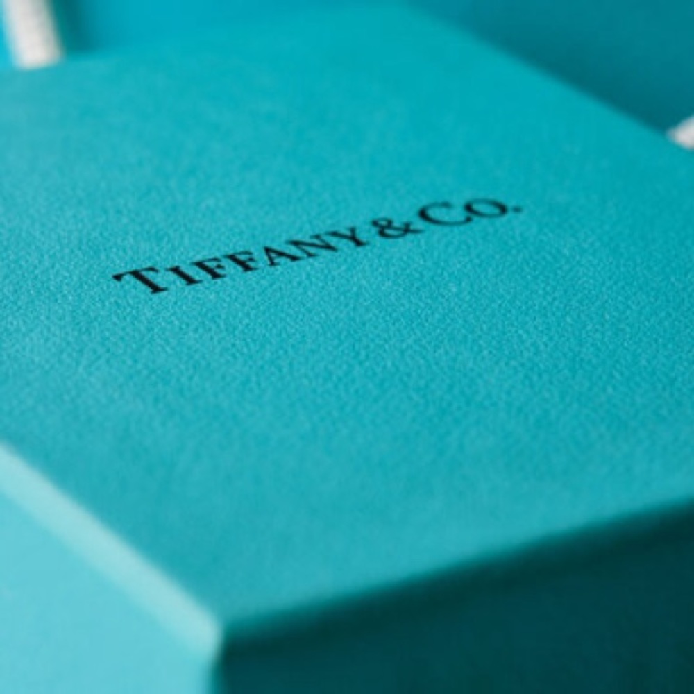 New Tiffany & Co. Gift  Box